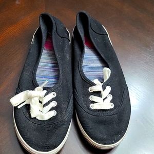 Size 8 K9 black slip on shoes